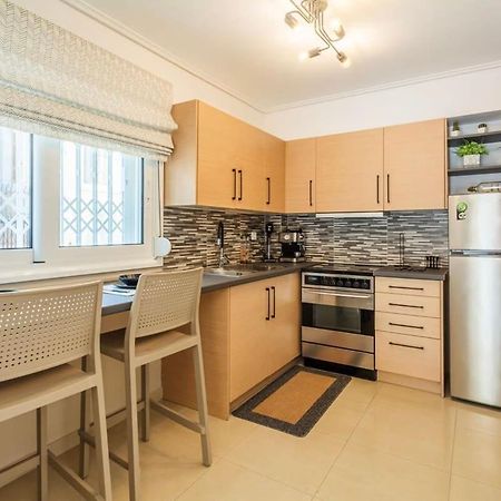 Kalamata Lime Studio - Cozy Gem With Private Parking Dış mekan fotoğraf