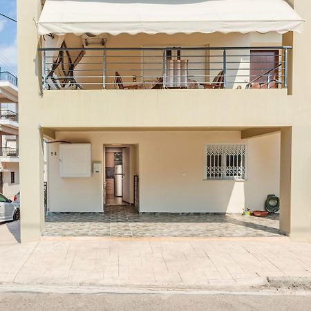 Kalamata Lime Studio - Cozy Gem With Private Parking Dış mekan fotoğraf