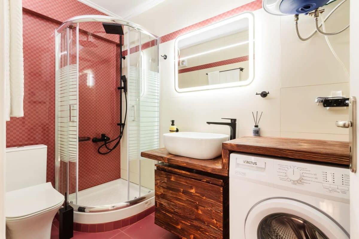 Kalamata Lime Studio - Cozy Gem With Private Parking Dış mekan fotoğraf