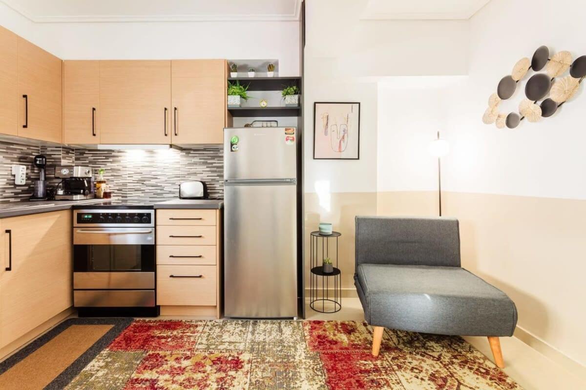 Kalamata Lime Studio - Cozy Gem With Private Parking Dış mekan fotoğraf